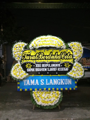 Papan Bunga Duka di Dolog Masagal